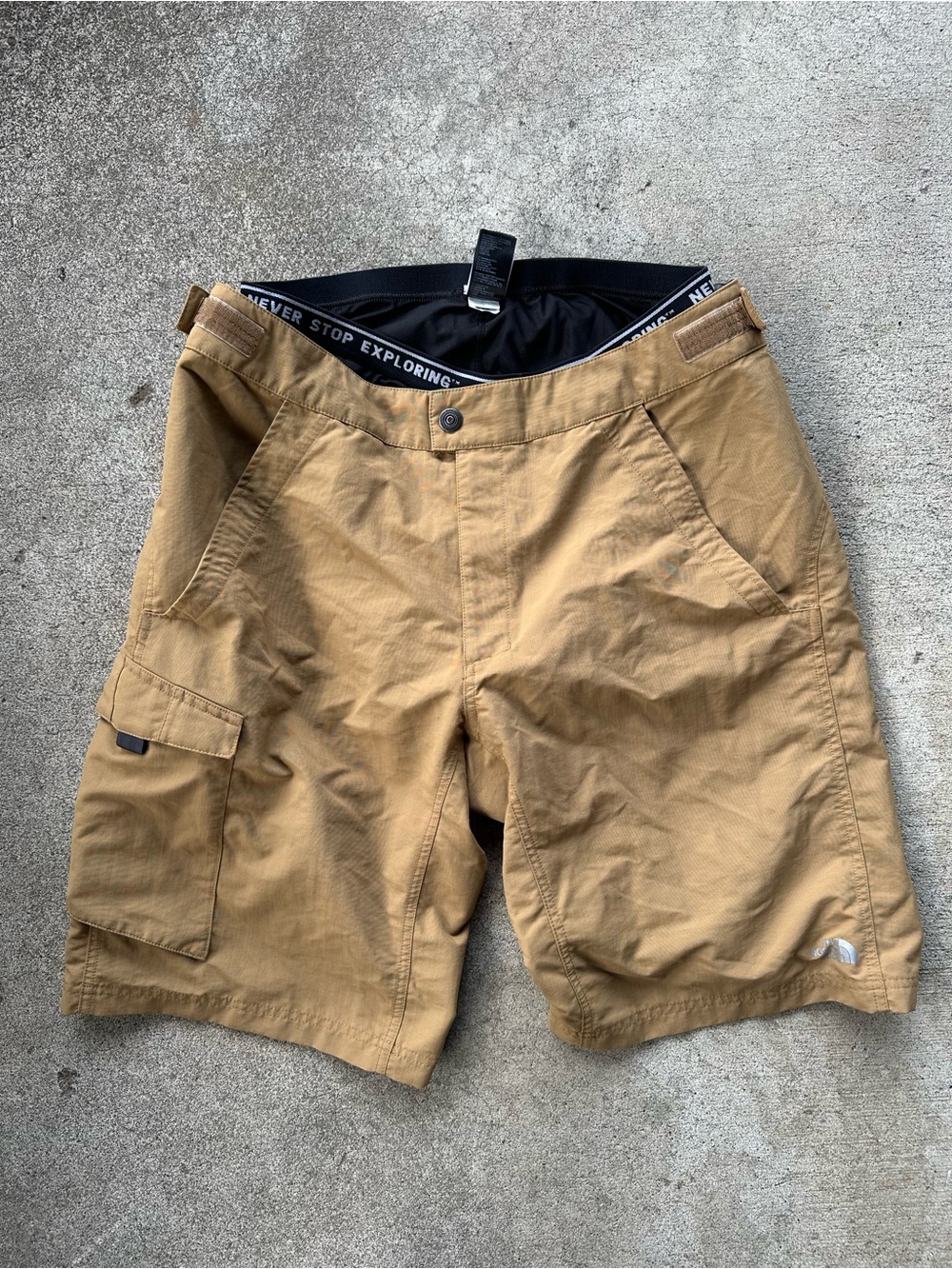 The North Face Exploration Padded Cargo Shorts Size XL